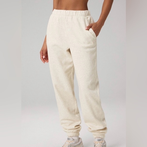 Fabletics Pants - Fabletics Cozy Fleece Go-To Sweatpants Bone Heather S